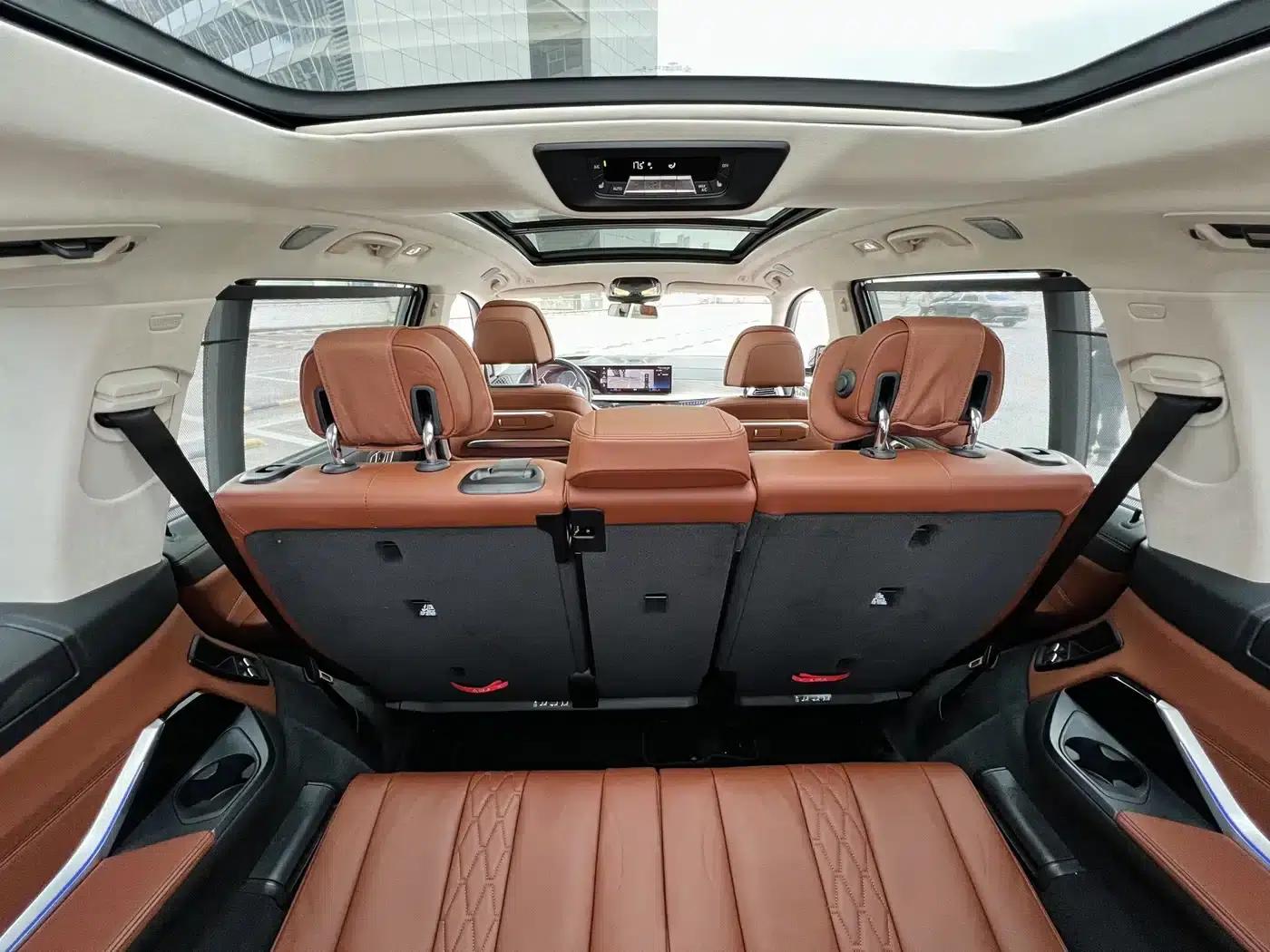 2023 BMW X7 xDrive40i Executive M Sport Package — миниатюра 9