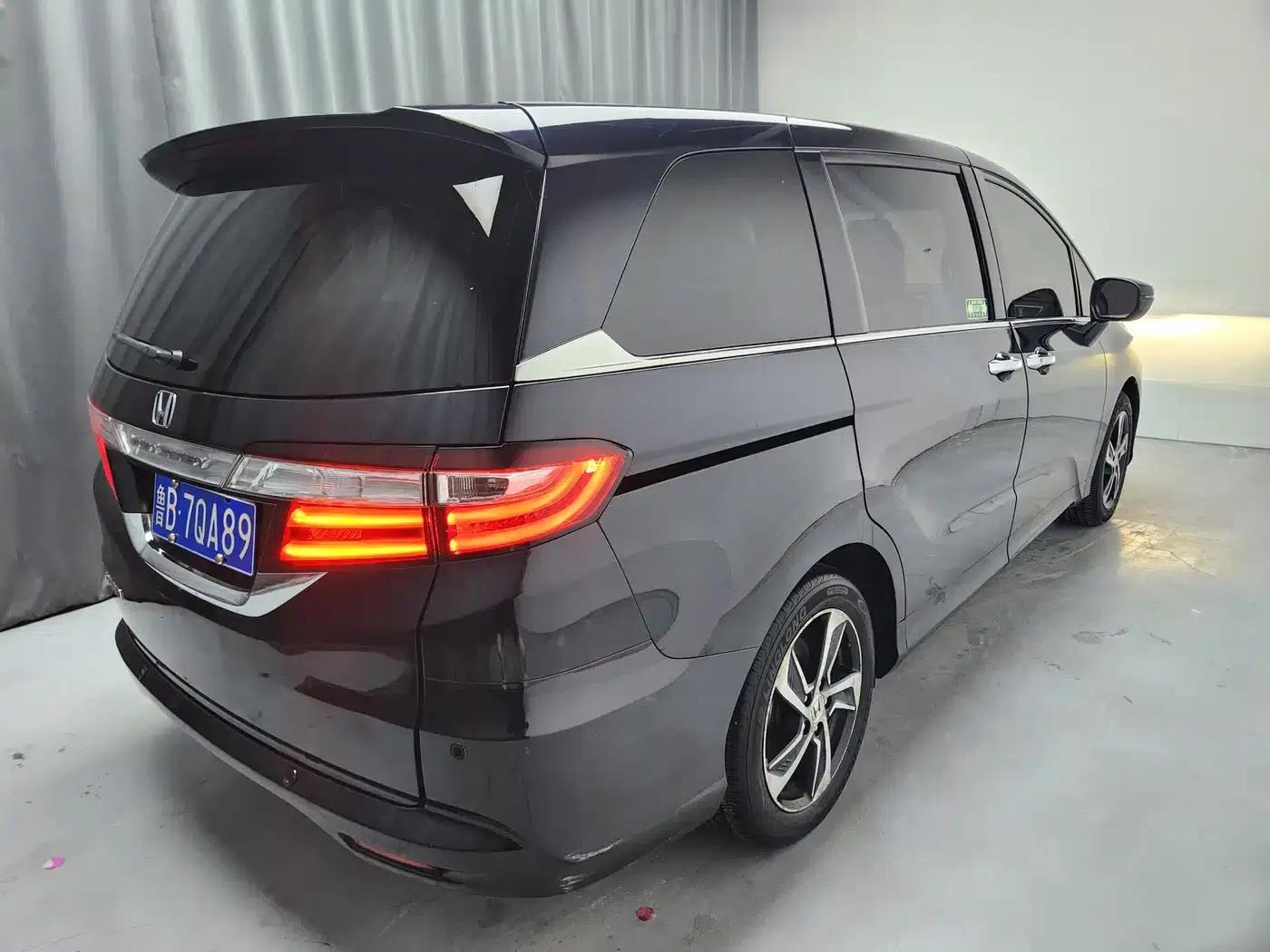Odyssey 2017 2.4L Smart Edition — миниатюра 4