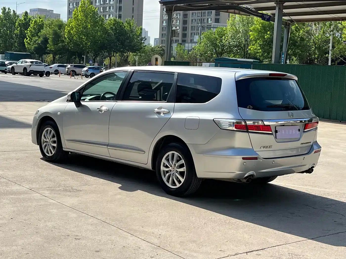 2013 Odyssey 2.4L Elite Edition — миниатюра 4