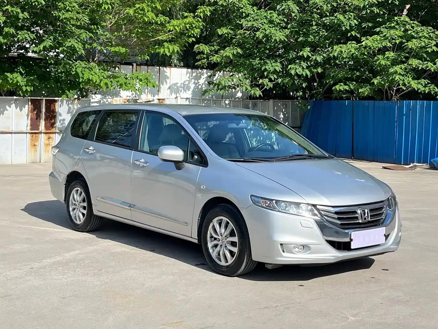 2013 Odyssey 2.4L Elite Edition — миниатюра 8