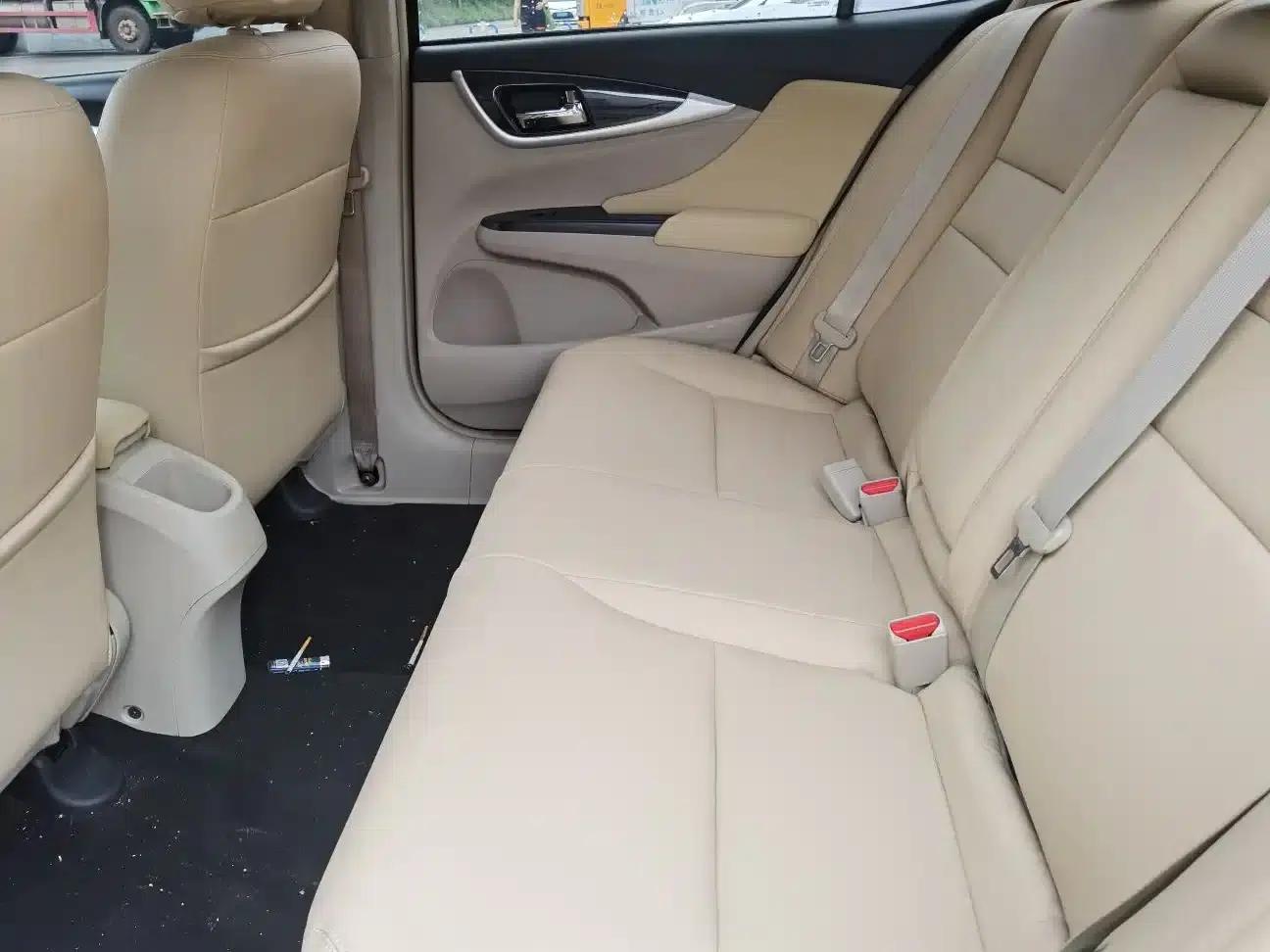 Honda Crider 2013 1.8L Automatic Comfort Edition — миниатюра 11