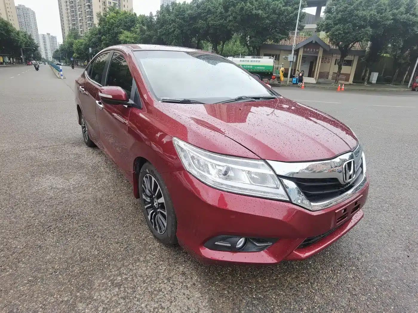 Honda Crider 2013 1.8L Automatic Comfort Edition — миниатюра 3