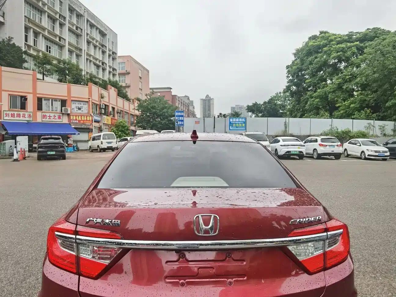 Honda Crider 2013 1.8L Automatic Comfort Edition — миниатюра 5