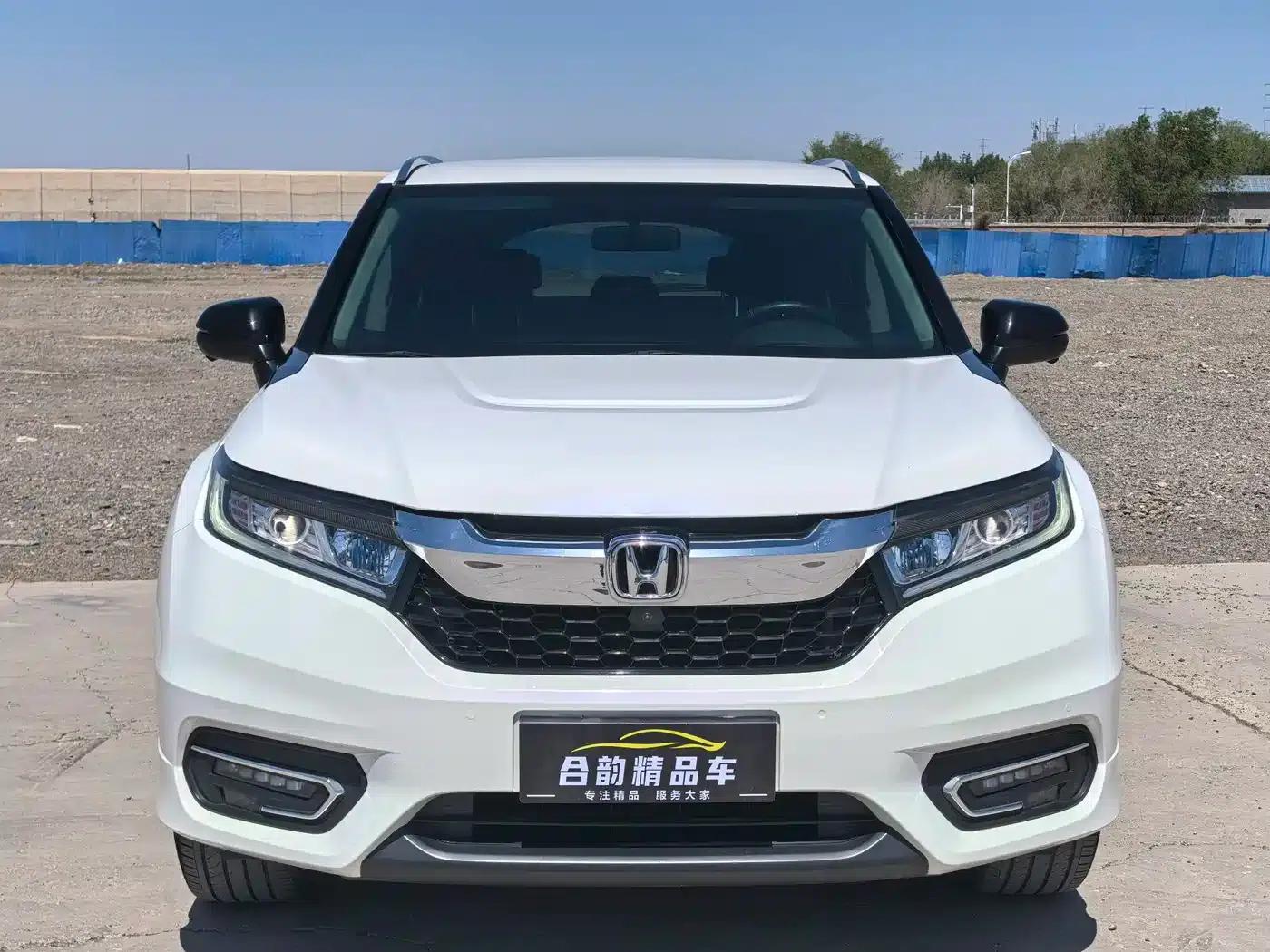 2017 Honda Avancier 240TURBO 2WD Elite Edition — миниатюра 2