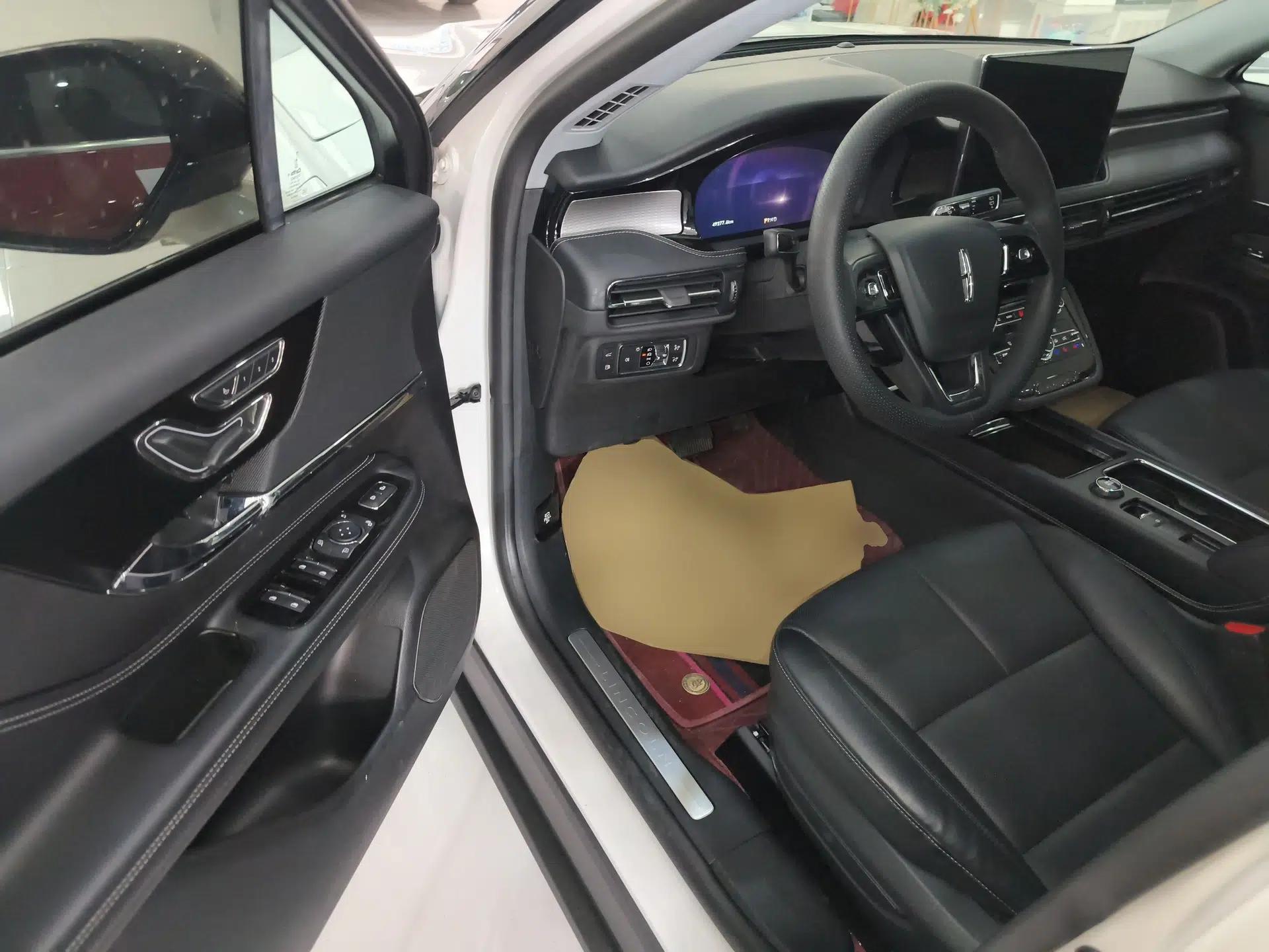 Used Lincoln Corsair New Energy 2021 PHEV Four-Wheel Drive e-Enjoy Edition — миниатюра 18