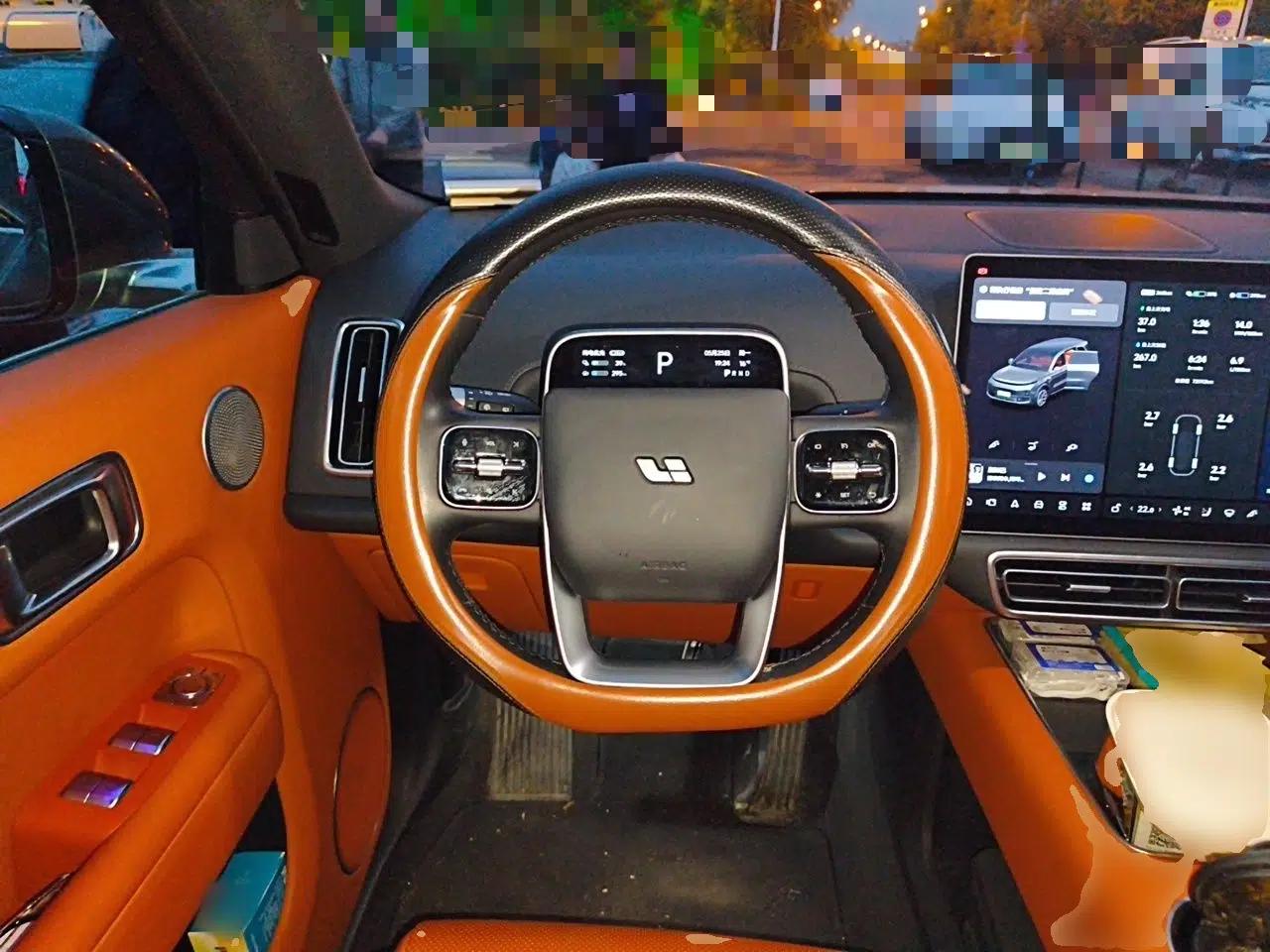 Used Li Auto L9 2023 Pro Model — миниатюра 10