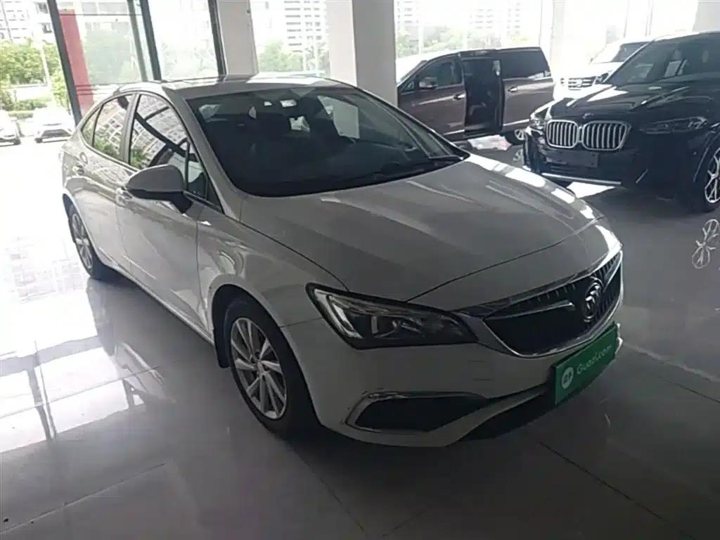 Buick Verano 2018 Sedan 15S Automatic Leading Edition — миниатюра 4