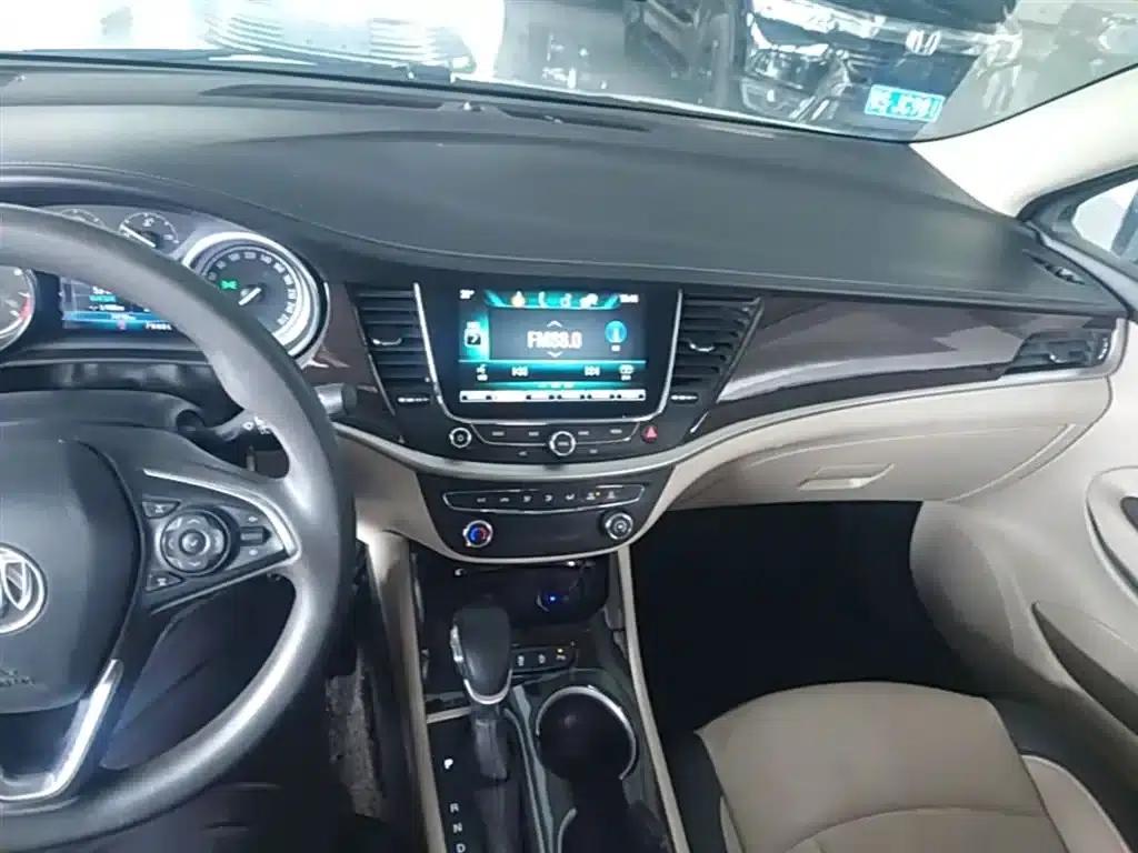 Buick Verano 2018 Sedan 15S Automatic Leading Edition — миниатюра 10