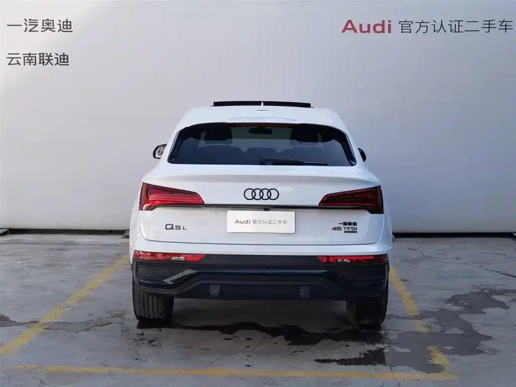 Audi Q5L Sportback 2022 Facelift 45 TFSI Luxury — миниатюра 6