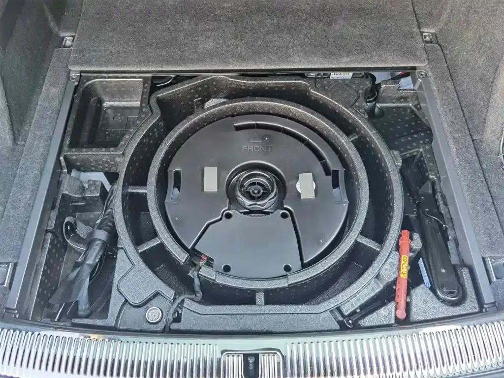 Audi Q5L Sportback 2022 Facelift 45 TFSI Luxury — миниатюра 8