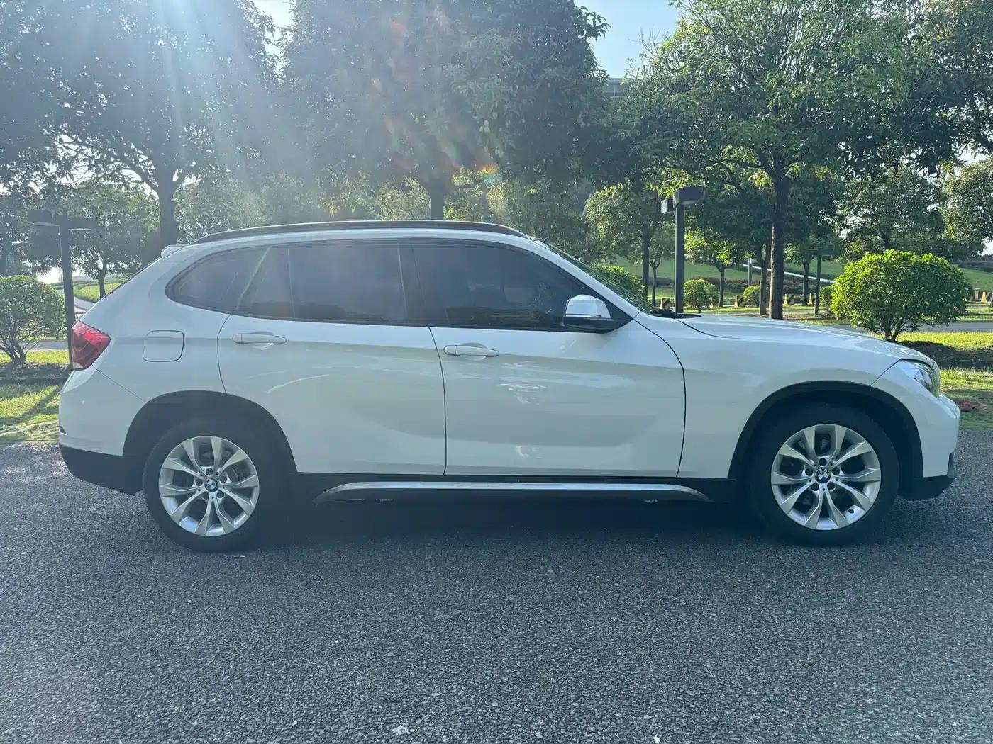 BMW X1 2013 sDrive18i Fashion Edition — миниатюра 8