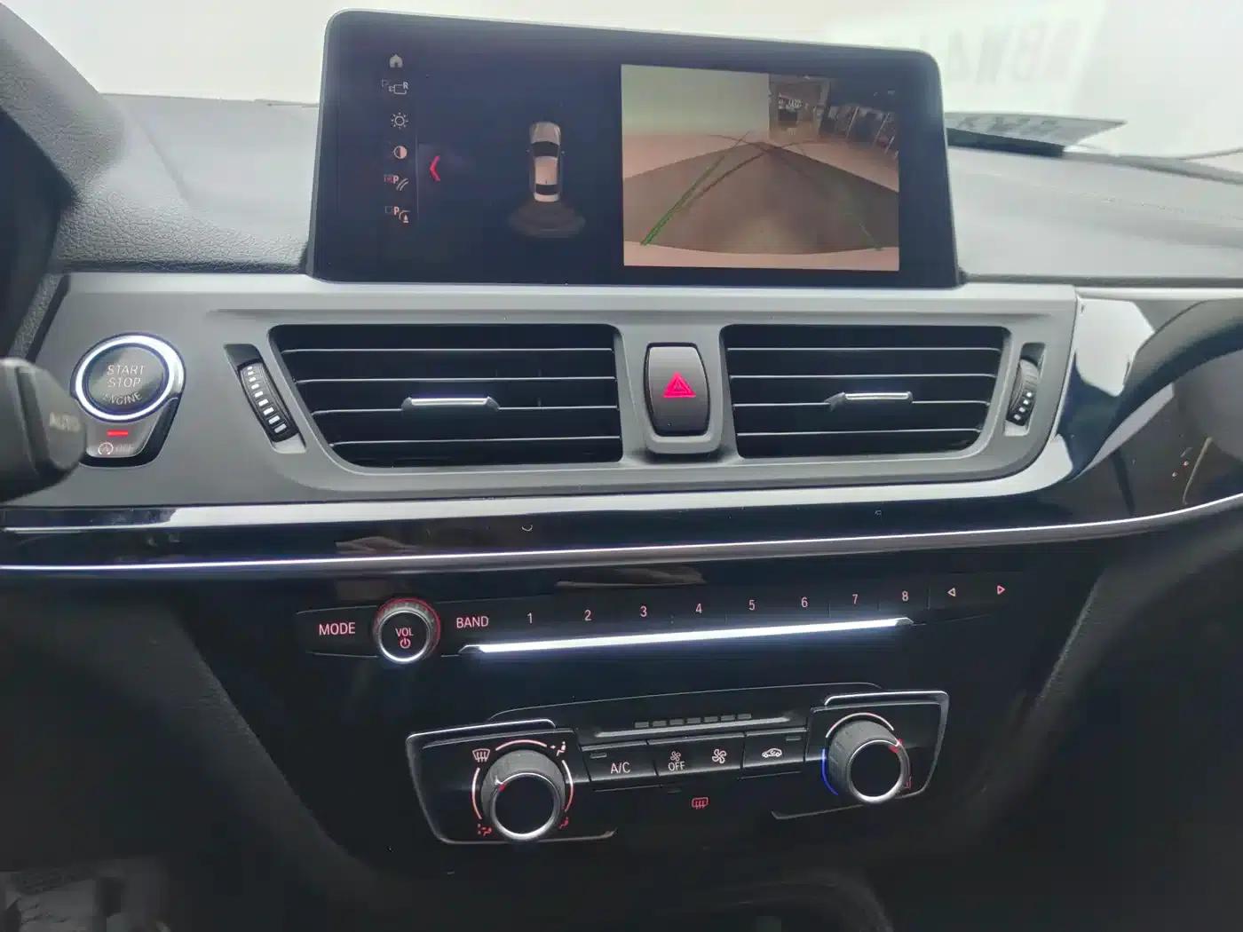 2019 BMW 1 Series 118i M Sport Package — миниатюра 8