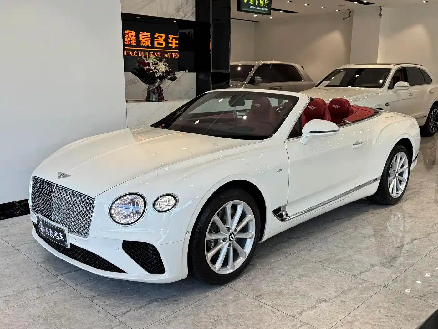 2022 Continental 4.0T GT V8 Convertible — миниатюра 1