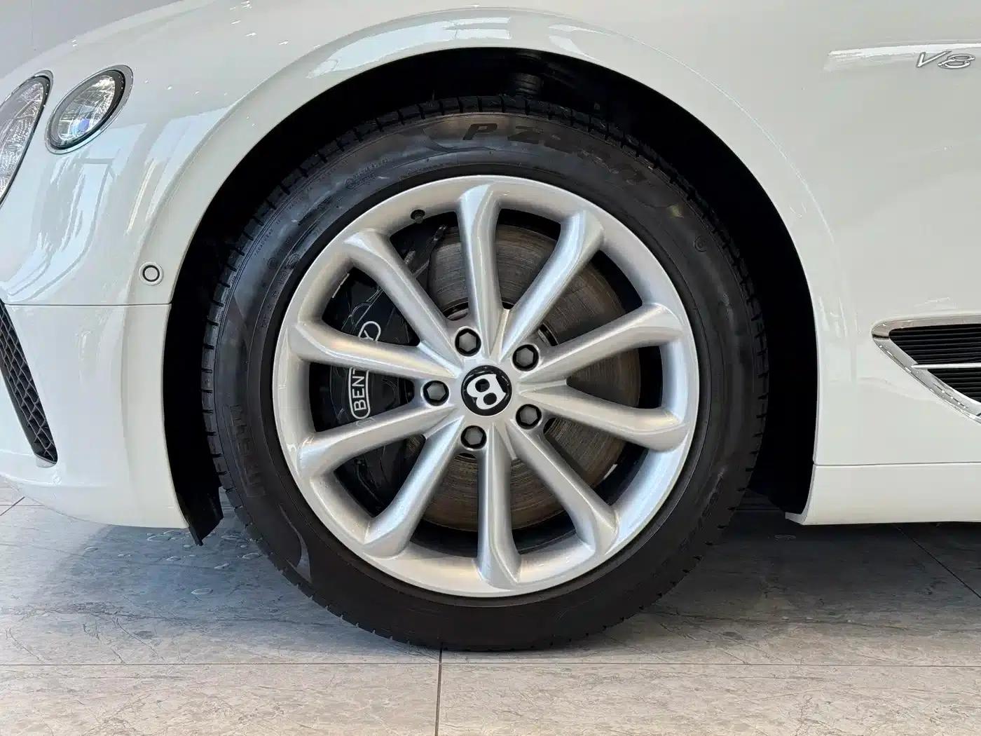 2022 Continental 4.0T GT V8 Convertible — миниатюра 4