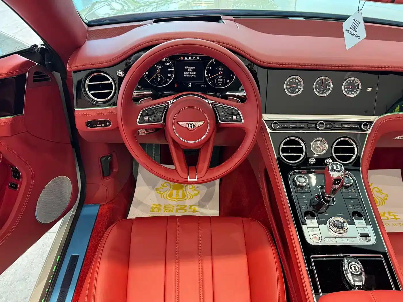 2022 Continental 4.0T GT V8 Convertible — миниатюра 6