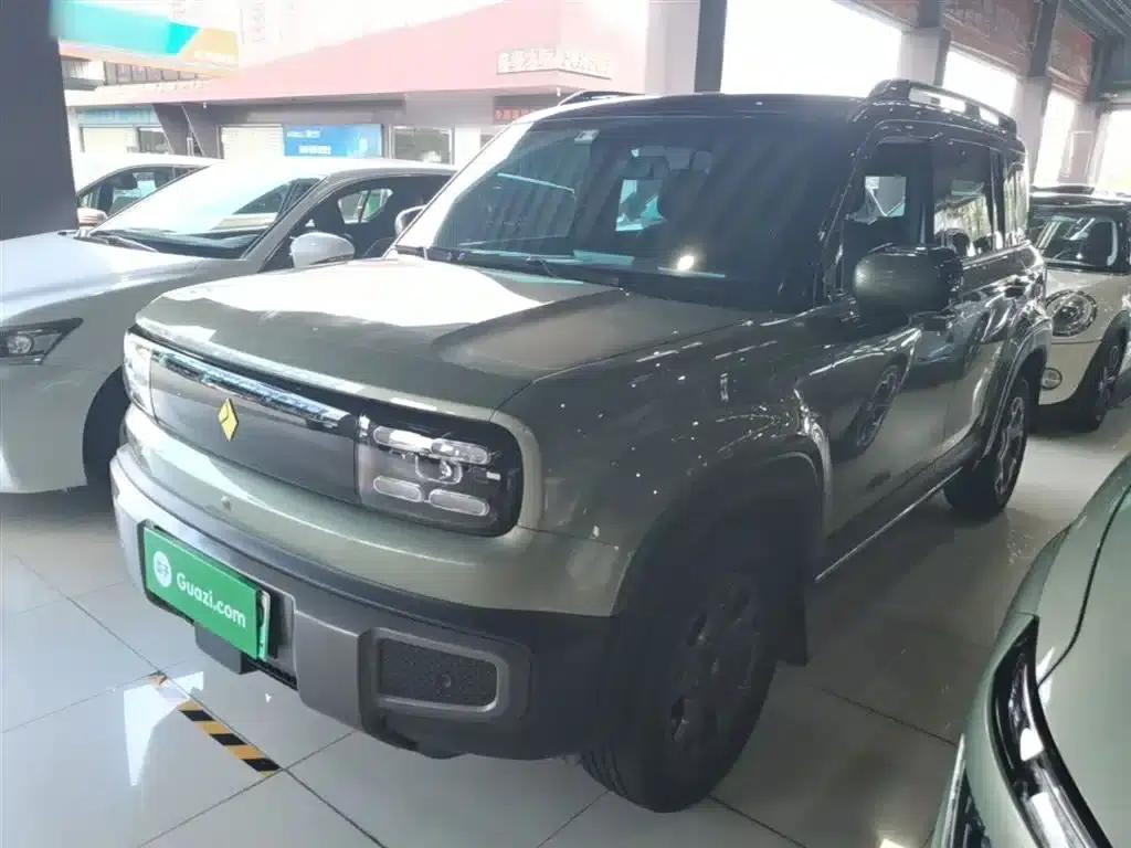 Baojun Yueye Plus 2024 Flagship Edition 4-seater — миниатюра 1