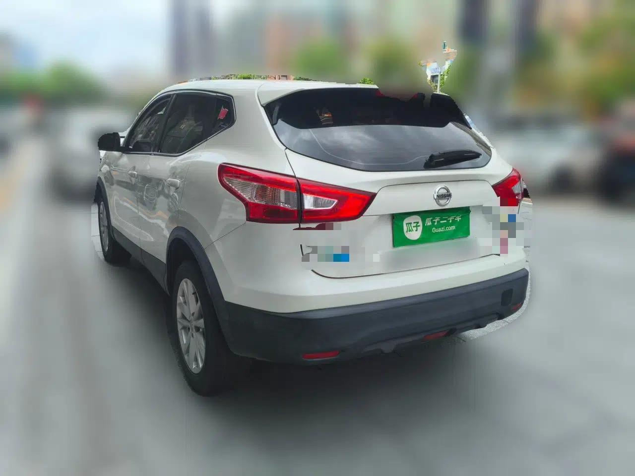 Used Nissan Qashqai 2017 2.0L CVT Elite Edition China V Standard — миниатюра 4