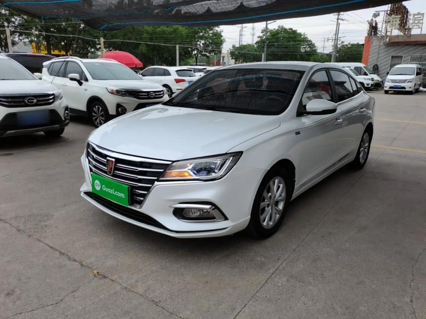 Used Roewe i5 2020 1.5L Automatic 4G Connected Linghao Edition — миниатюра 1