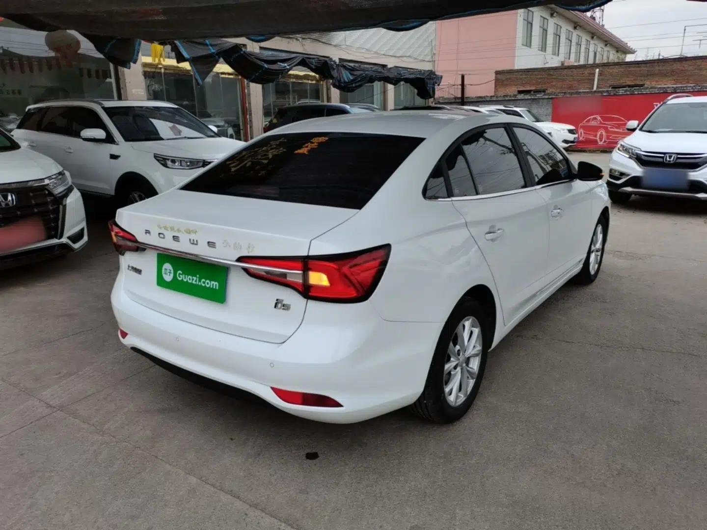 Used Roewe i5 2020 1.5L Automatic 4G Connected Linghao Edition — миниатюра 6
