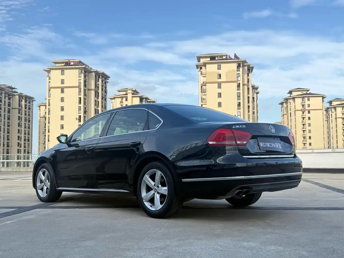 2014 Passat 1.8TSI DSG Royal Edition — миниатюра 15
