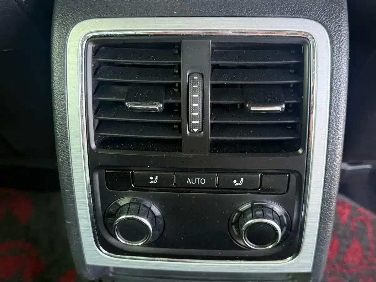 2014 Passat 1.8TSI DSG Royal Edition — миниатюра 9