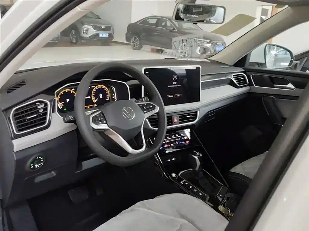 Tayron 2025 Popular Edition 300TSI — миниатюра 10