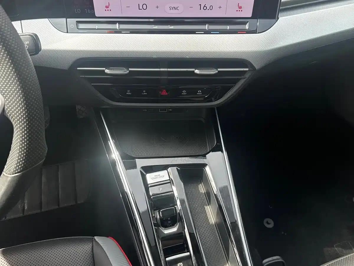 Lamando 2022 Lamando L 280TSI DSG Hot Edition — миниатюра 15