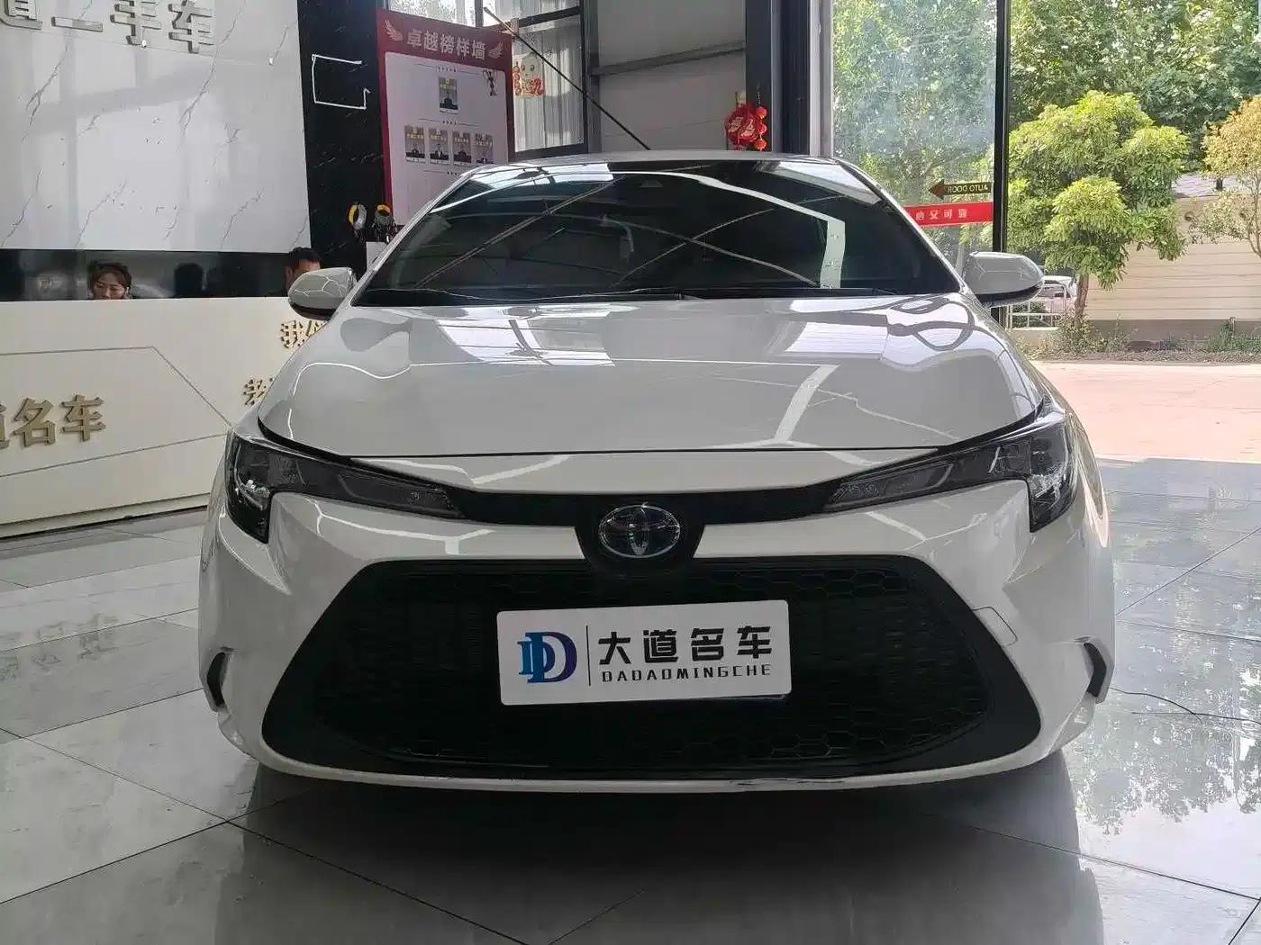 Levin 2022 Hybrid 1.8H E-CVT Leading Edition — миниатюра 2