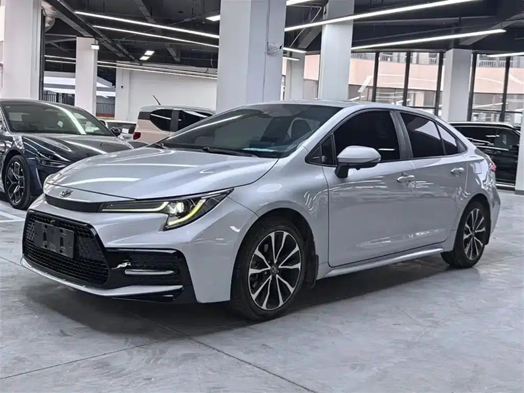 Levin 2021 185T CVT Sport Edition — миниатюра 1