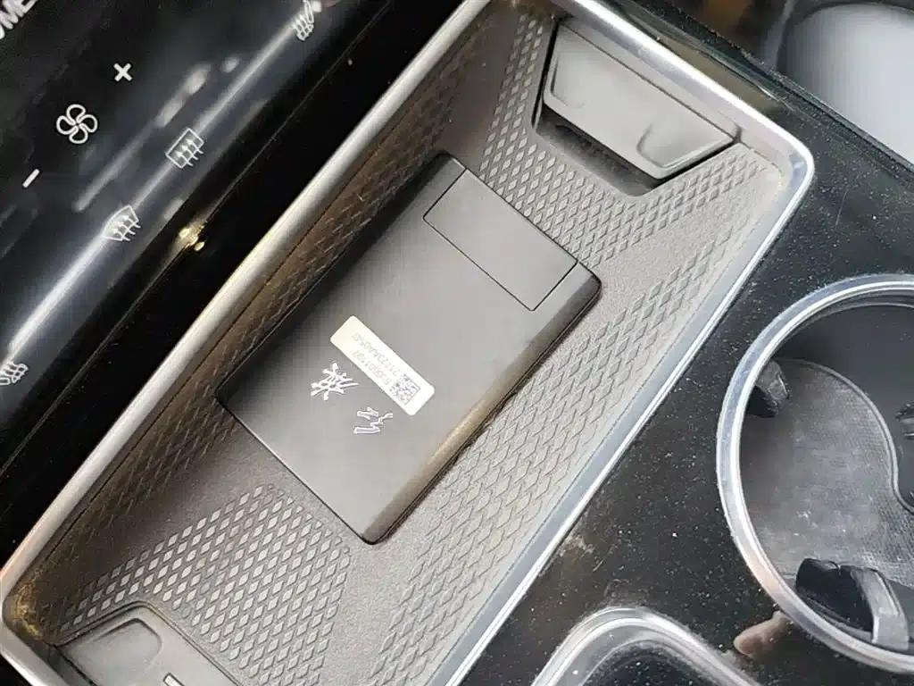 Hongqi HS7 2022 2.0T DCT 2WD Intelligent Flagship Edition (7-seater) — миниатюра 9