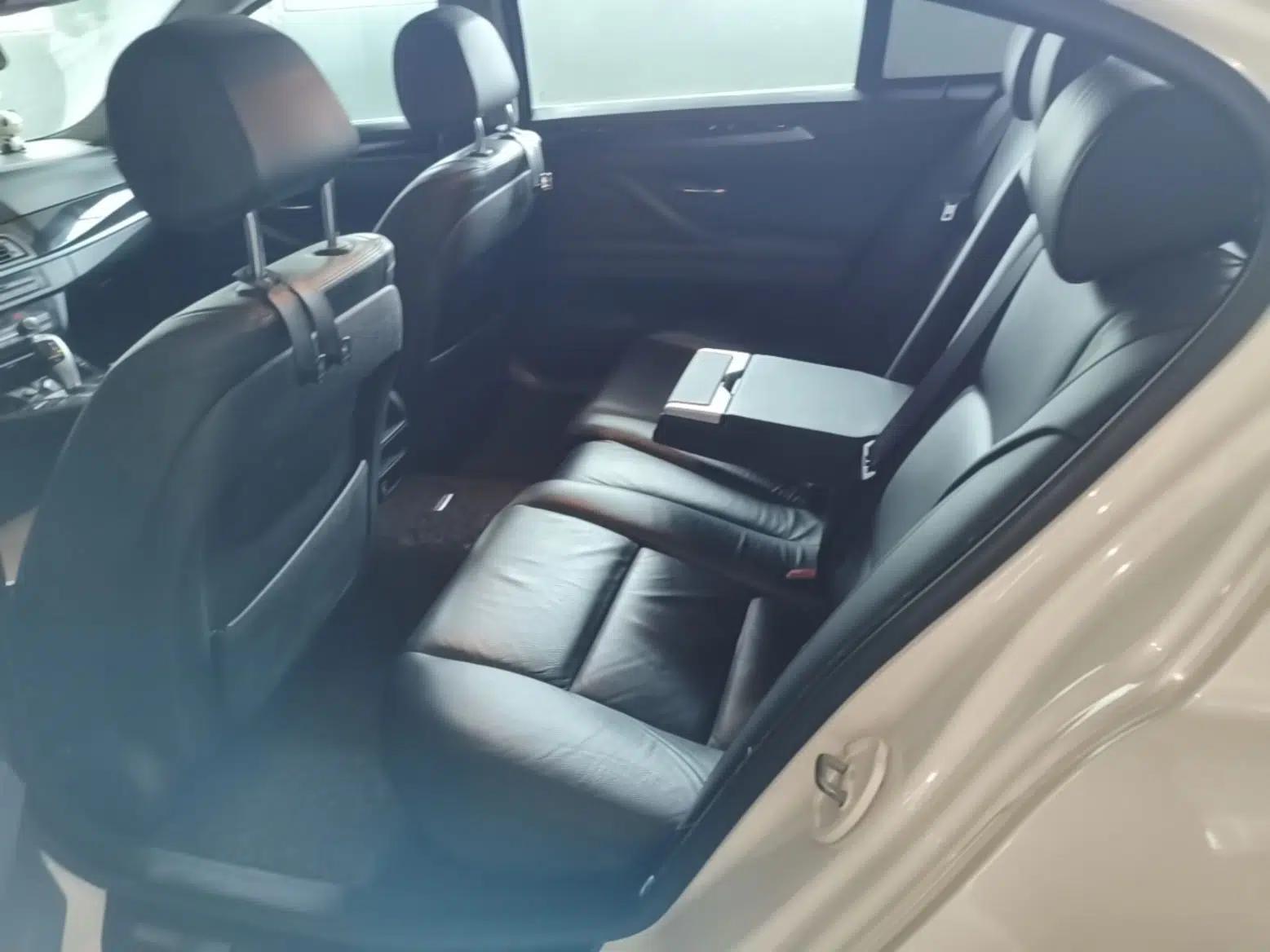 Used BMW 5 Series 2014 520Li Elegant Model — миниатюра 25