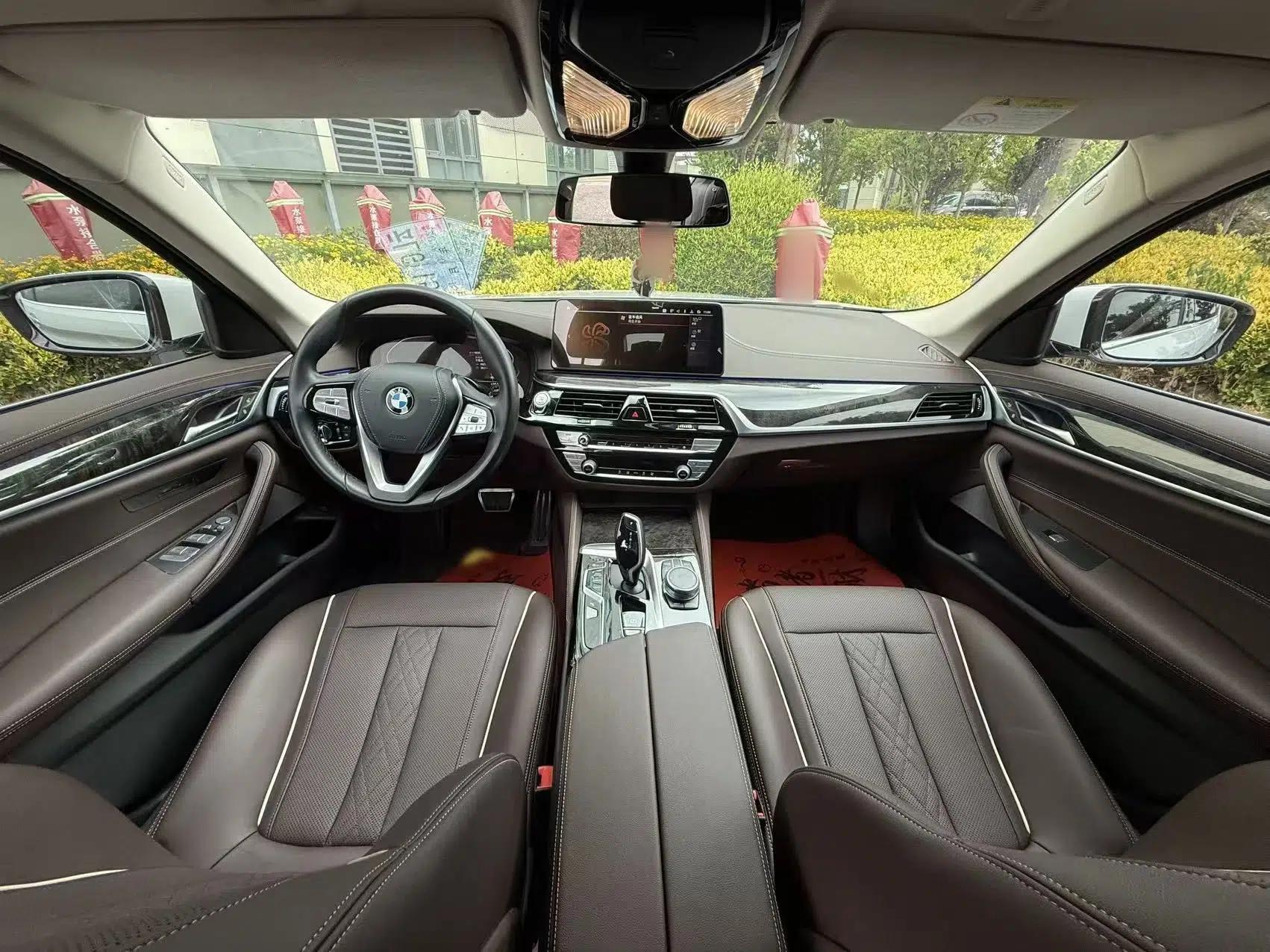 Used BMW 5 Series 2021 Updated Version 525Li Luxury Package — миниатюра 10