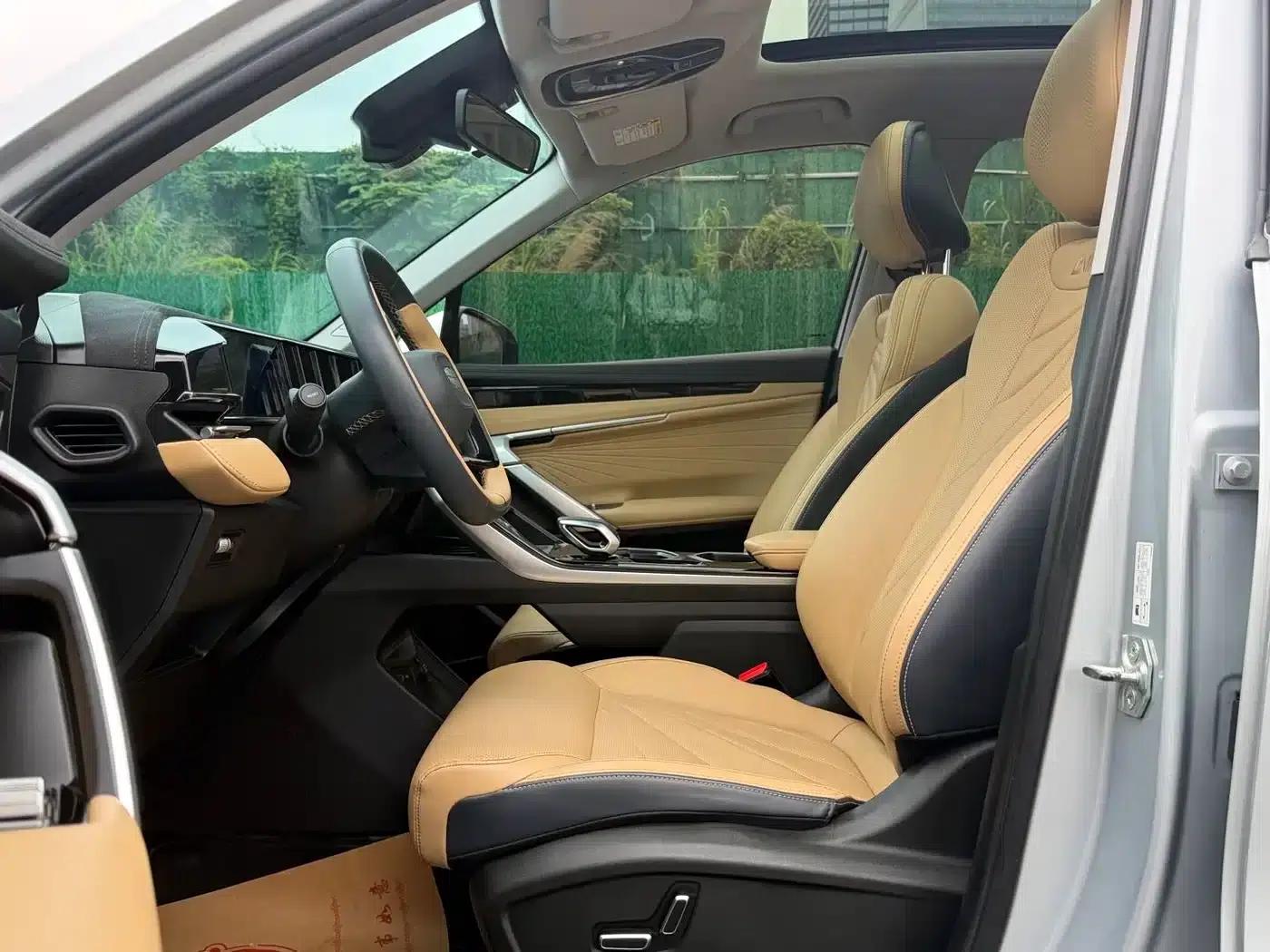 Geely Boyue L 2023 2.0TD DCT Premium Edition — миниатюра 6