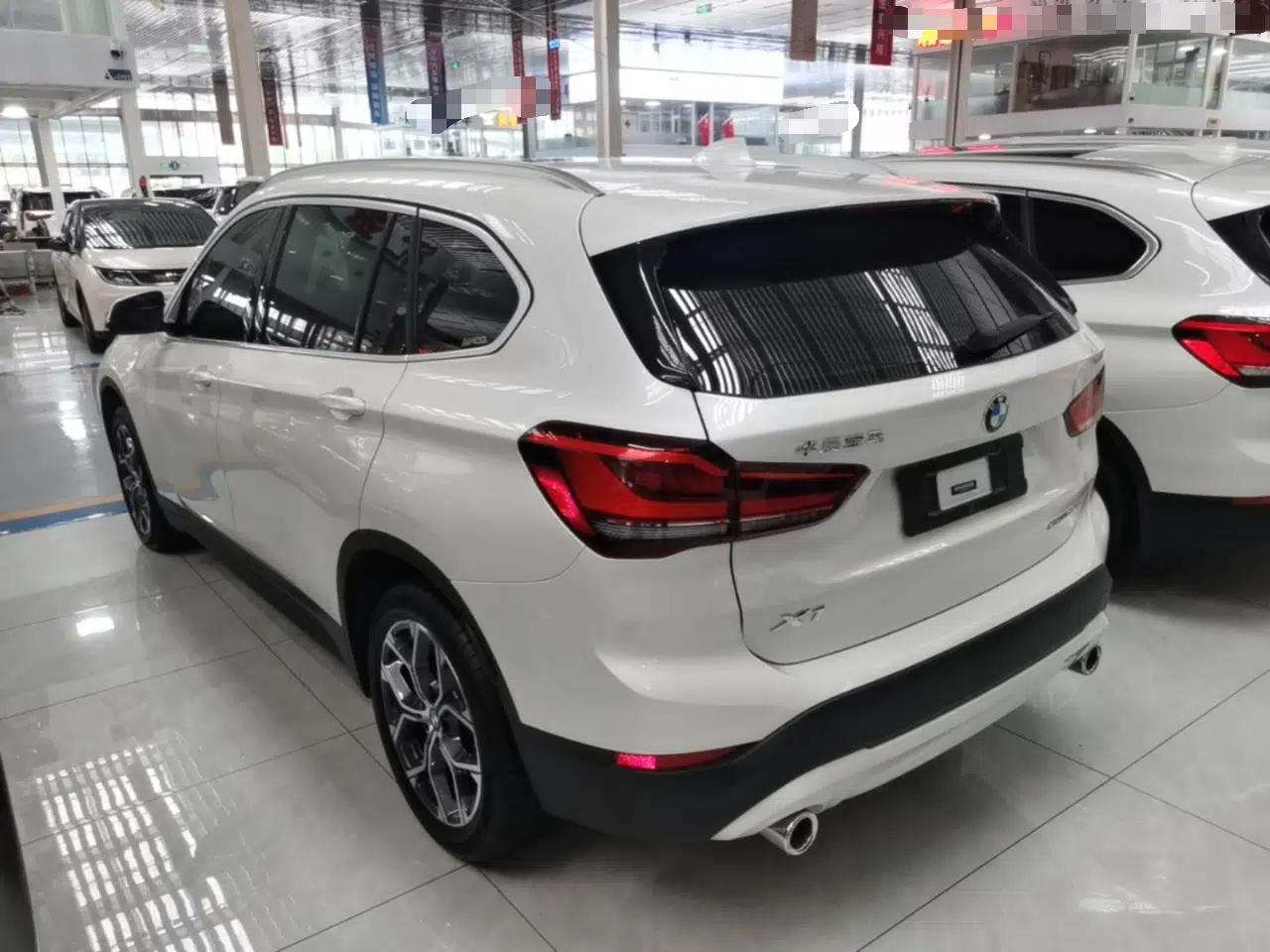 Used BMW X1 2021 Restyled sDrive25Li Leading Edition — миниатюра 4