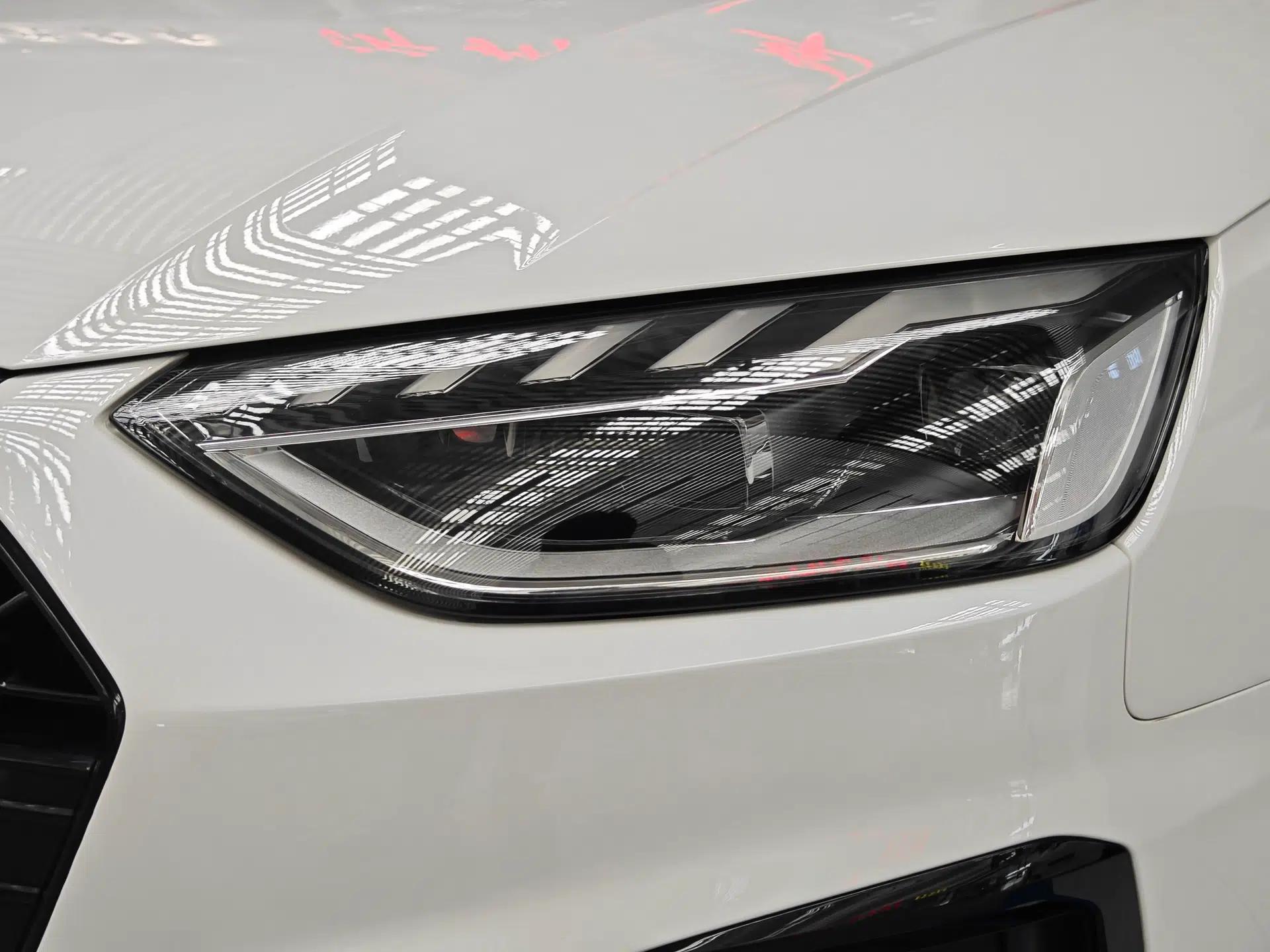 Used Audi A4L 2022 40 TFSI Luxury Dynamic Model — миниатюра 8