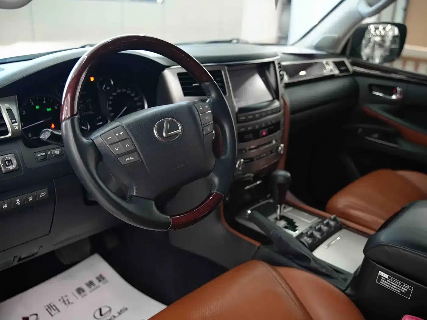 Lexus LX 2012 570 — миниатюра 9