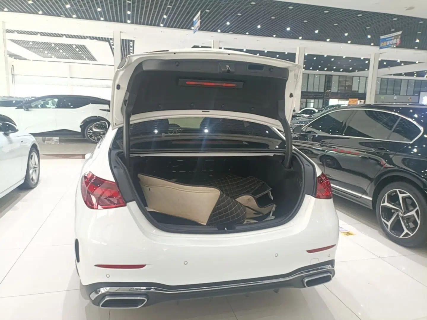 Used Mercedes-Benz C-Class 2024 C 200 L Sport Edition — миниатюра 22