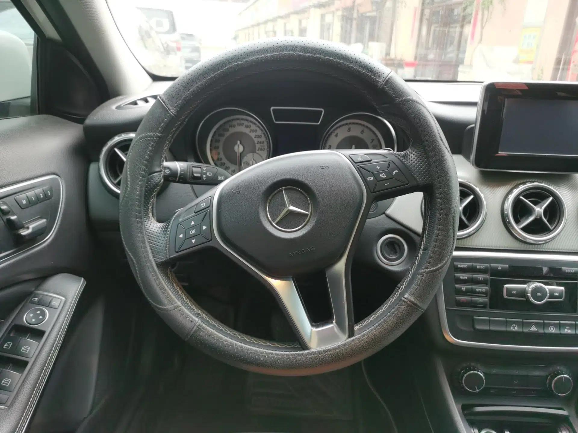 Used Mercedes-Benz GLA 2015 GLA 200 Sport Edition — миниатюра 10