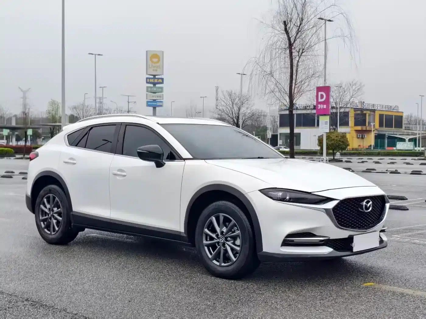 Mazda CX-4 2021 2.0L Automatic 2WD Blue Sky Vitality Edition — миниатюра 3