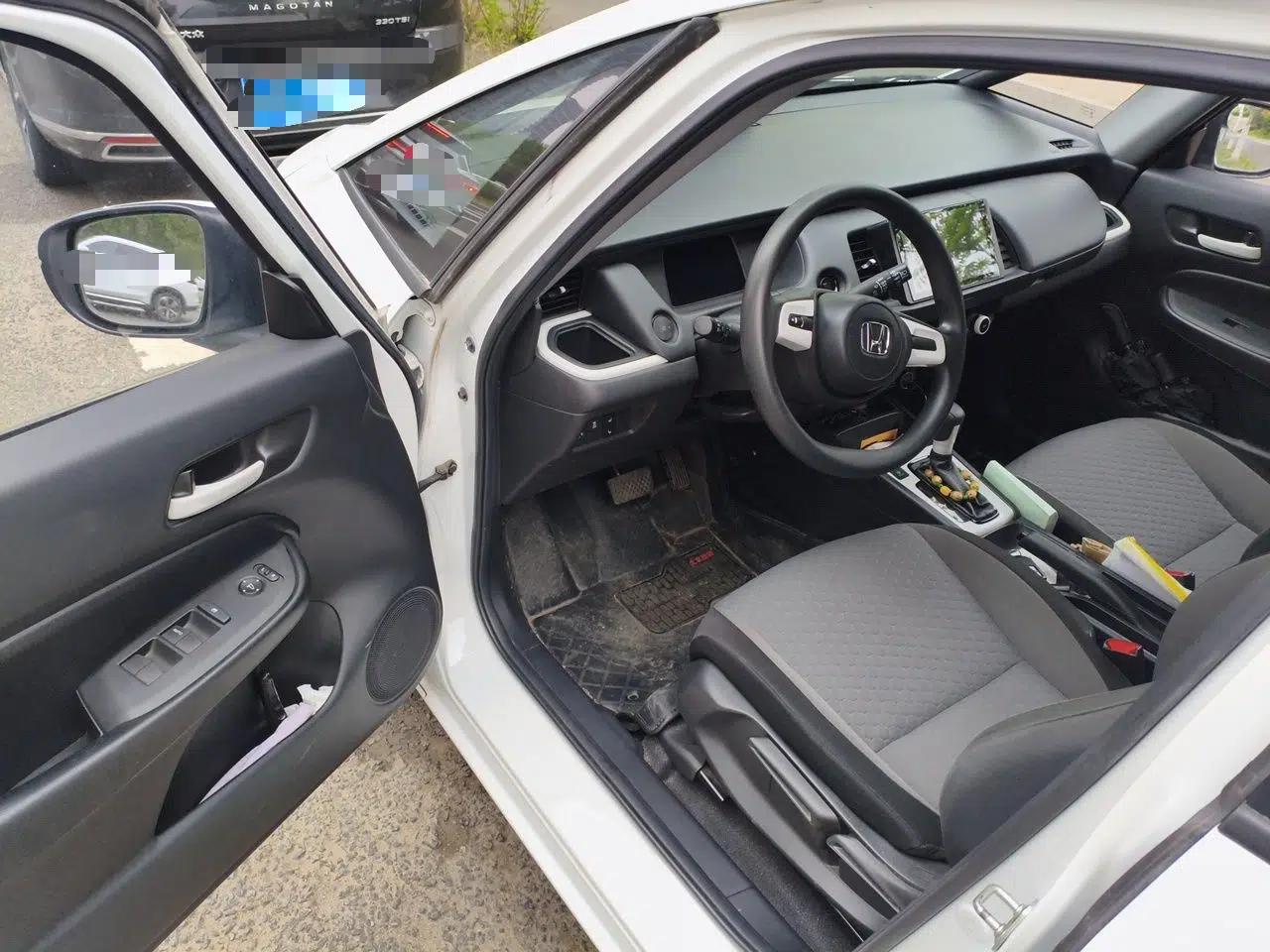 Used Honda Fit 2021 1.5L CVT Trend Edition — миниатюра 16