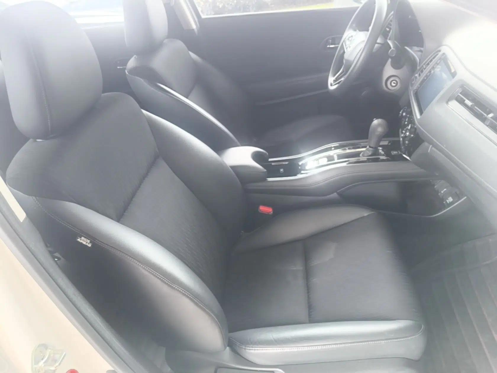 Used Honda Vezel 2020 1.5L CVT Pioneer Edition — миниатюра 19