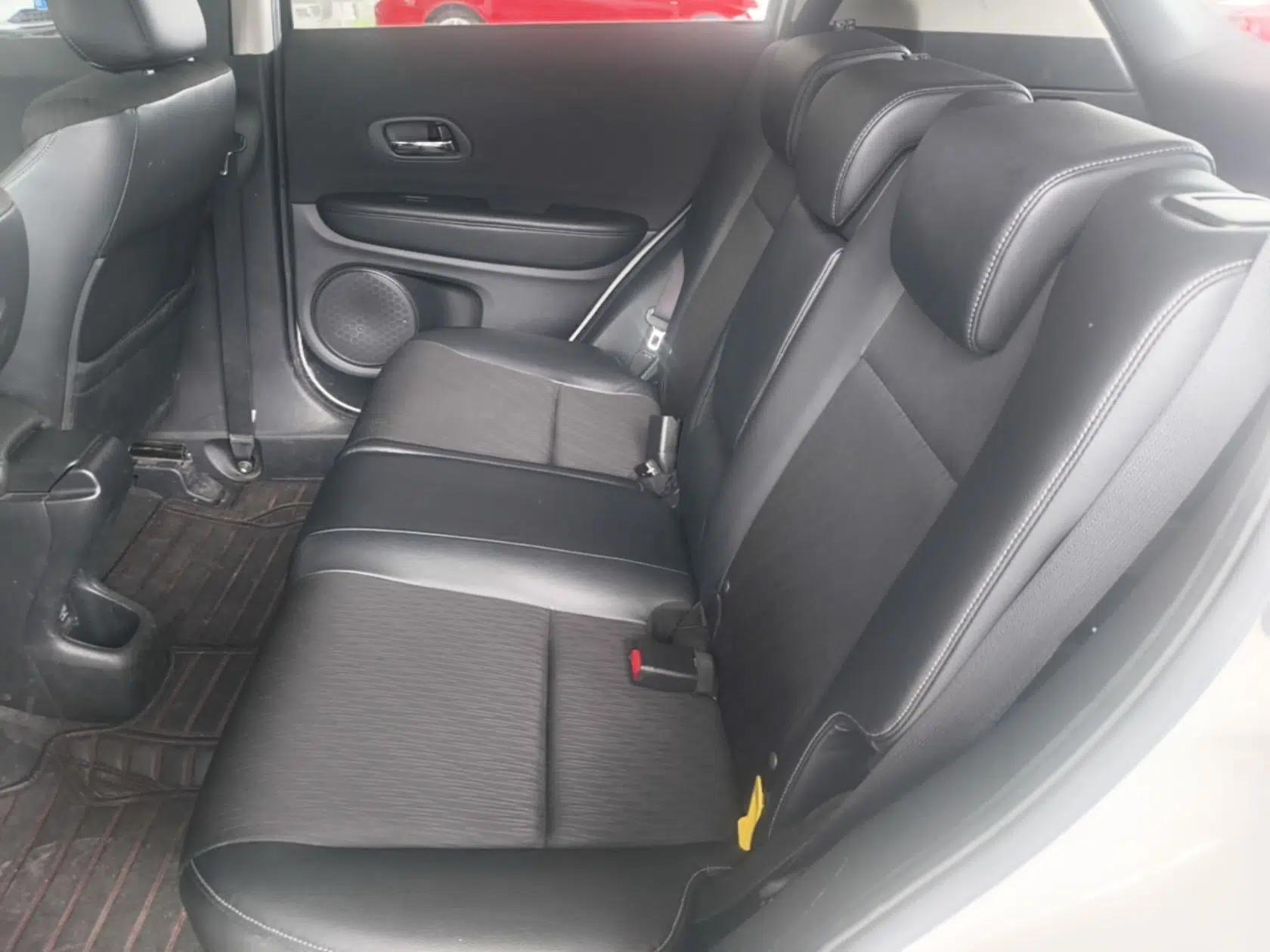 Used Honda Vezel 2020 1.5L CVT Pioneer Edition — миниатюра 20