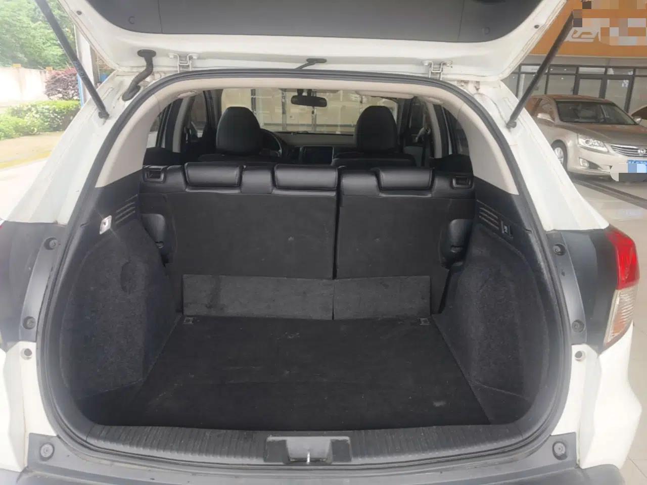 Used Honda Vezel 2020 1.5L CVT Pioneer Edition — миниатюра 22