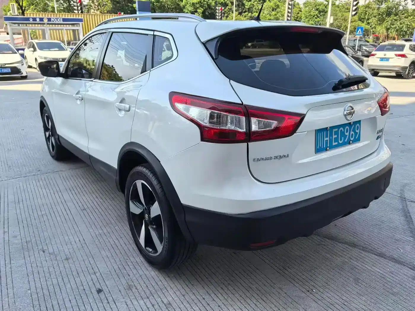 Nissan Qashqai 2017 2.0L CVT Elite Edition (National V Emission Standard) — миниатюра 6