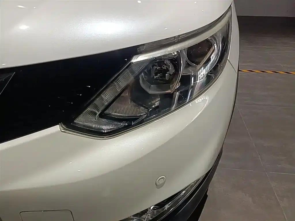 Nissan Qashqai 2017 2.0L CVT Luxury Edition (National V Emission Standard) — миниатюра 24