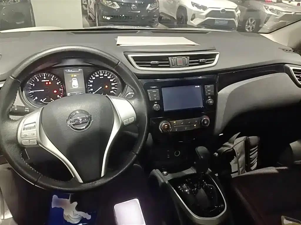 Nissan Qashqai 2017 2.0L CVT Luxury Edition (National V Emission Standard) — миниатюра 10