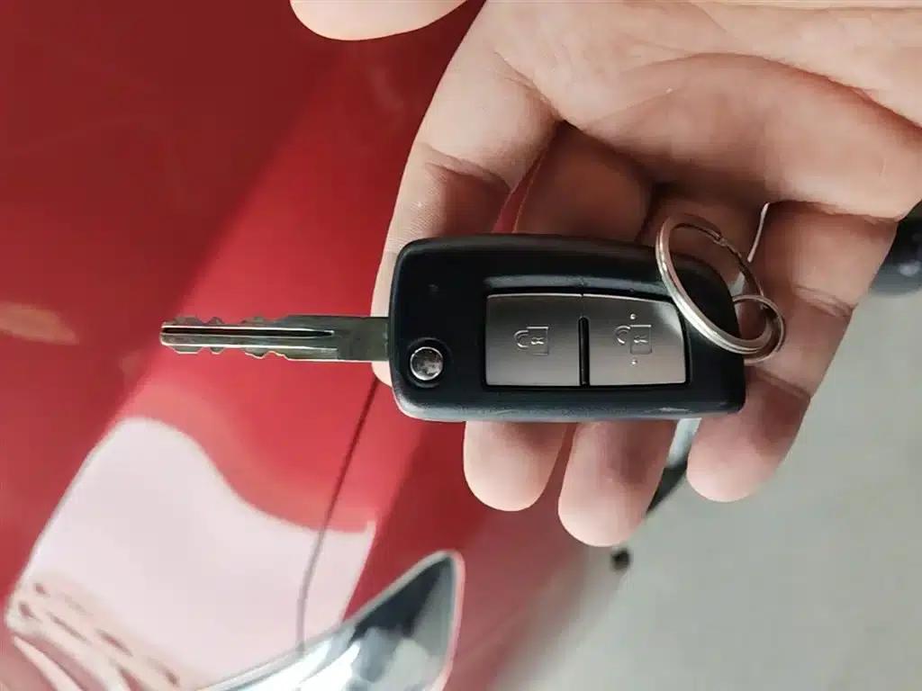 2021 Tiida 1.6L CVT Sport Edition — миниатюра 9