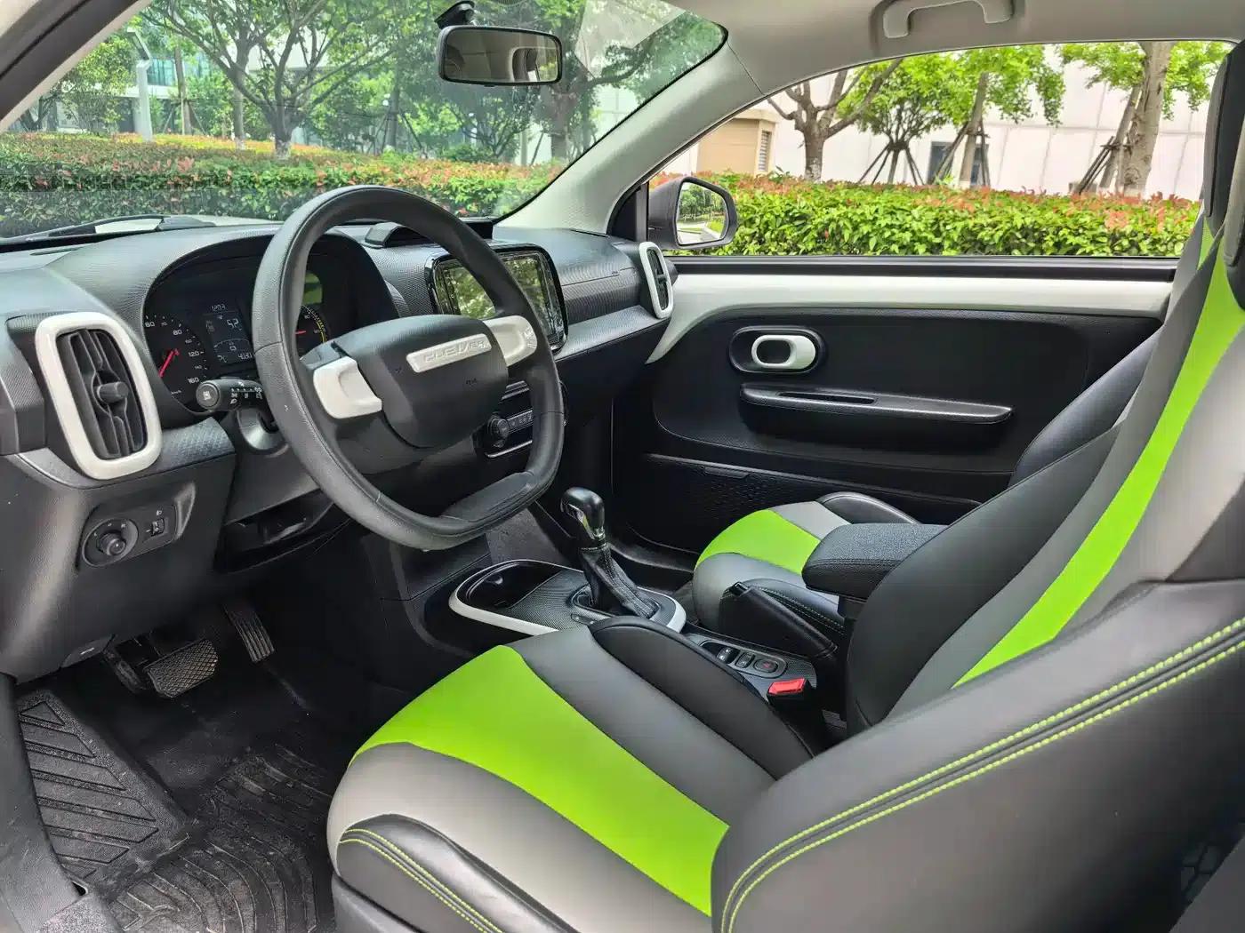 CLEVER 2021 Model 302km Premium Edition — миниатюра 9