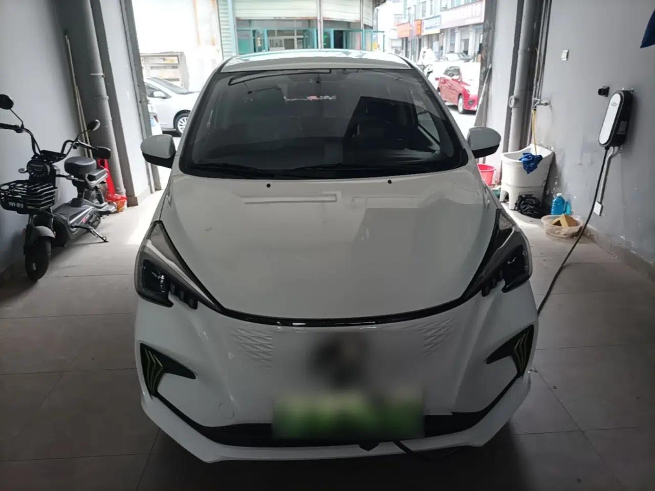 Used CHANGAN Benni E-Star 2023 Charming Edition Colorful Model Lithium-Ion Battery — миниатюра 2