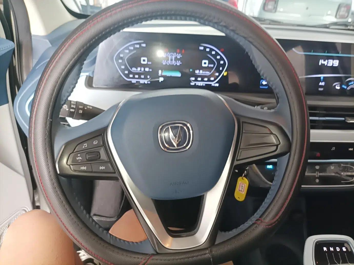 Used CHANGAN Benni E-Star 2023 Charming Edition Colorful Model Lithium-Ion Battery — миниатюра 13